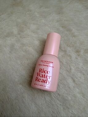 The Face Shop Rice Water Ready Glowy Glazing serum